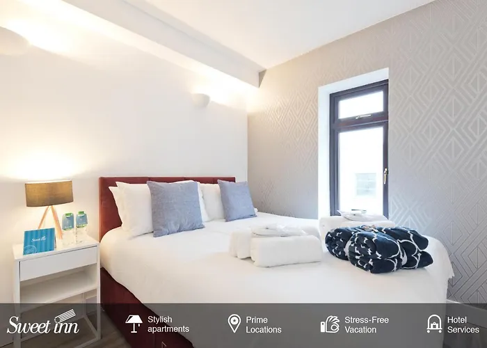 Sweet - Claredon Hall